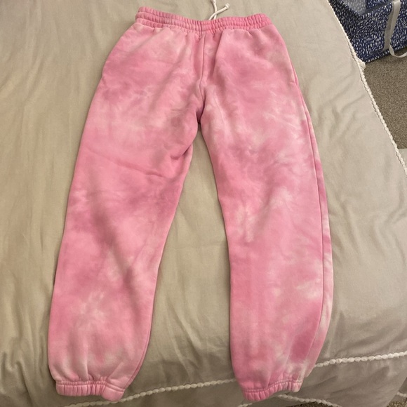 BARBIE x Forever 21 Sweatpants - Picture 4 of 5